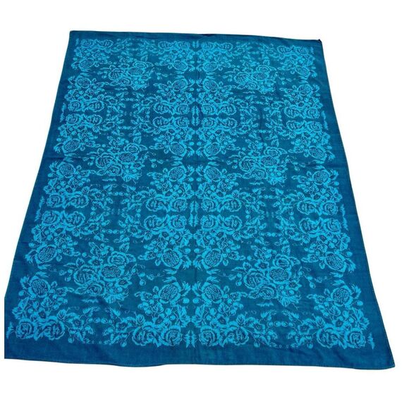 Crate & Barrel Fandango Blue Teal Tablecloth 64x49” - Picture 1 of 7